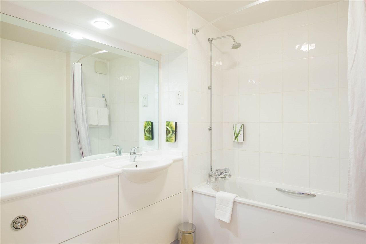 Premier Inn Bournemouth East Dış mekan fotoğraf