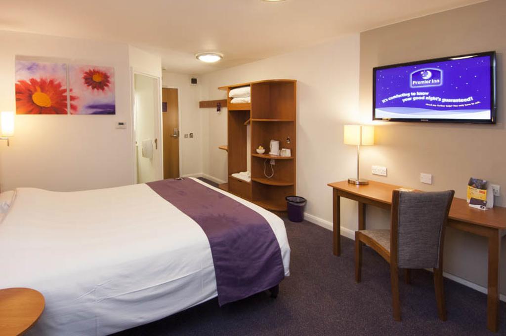 Premier Inn Bournemouth East Dış mekan fotoğraf