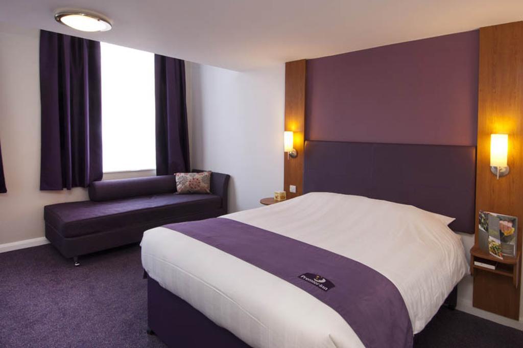 Premier Inn Bournemouth East Dış mekan fotoğraf