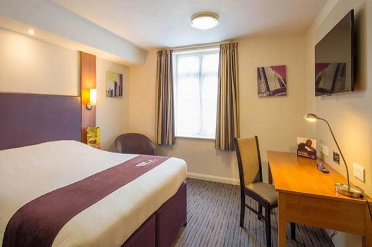 Premier Inn Bournemouth East Dış mekan fotoğraf