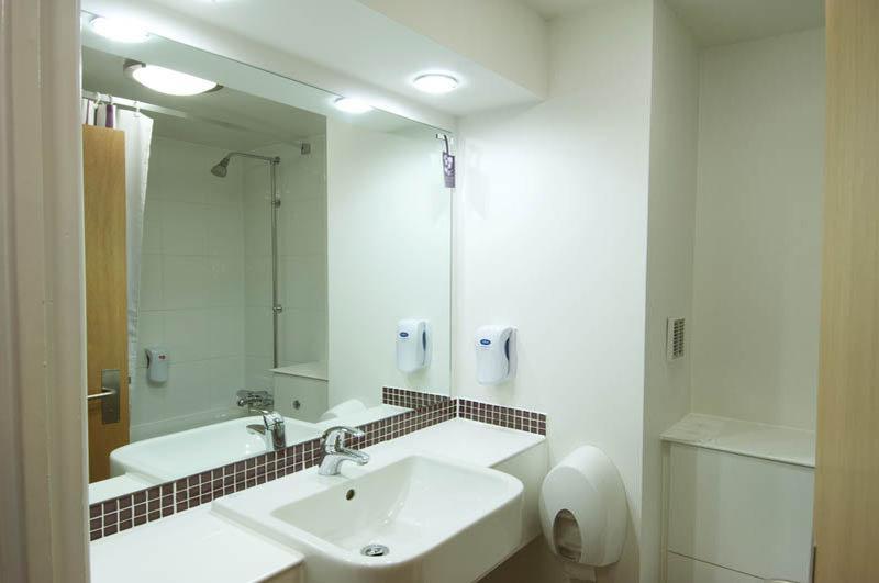 Premier Inn Bournemouth East Dış mekan fotoğraf